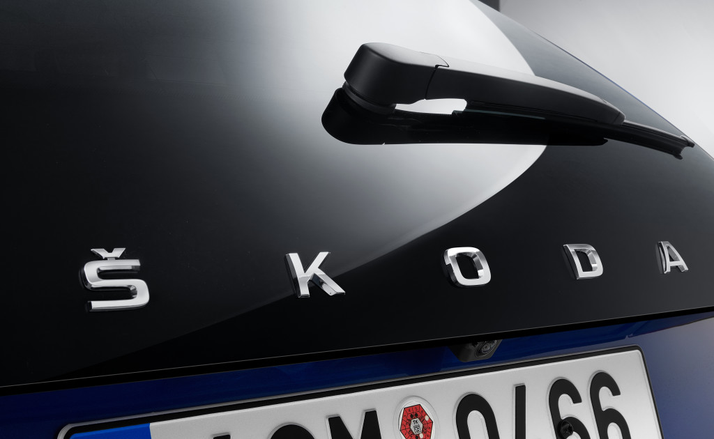 181015-ŠKODA-SCALA-A-new-name-for-a-new-compact-model-2